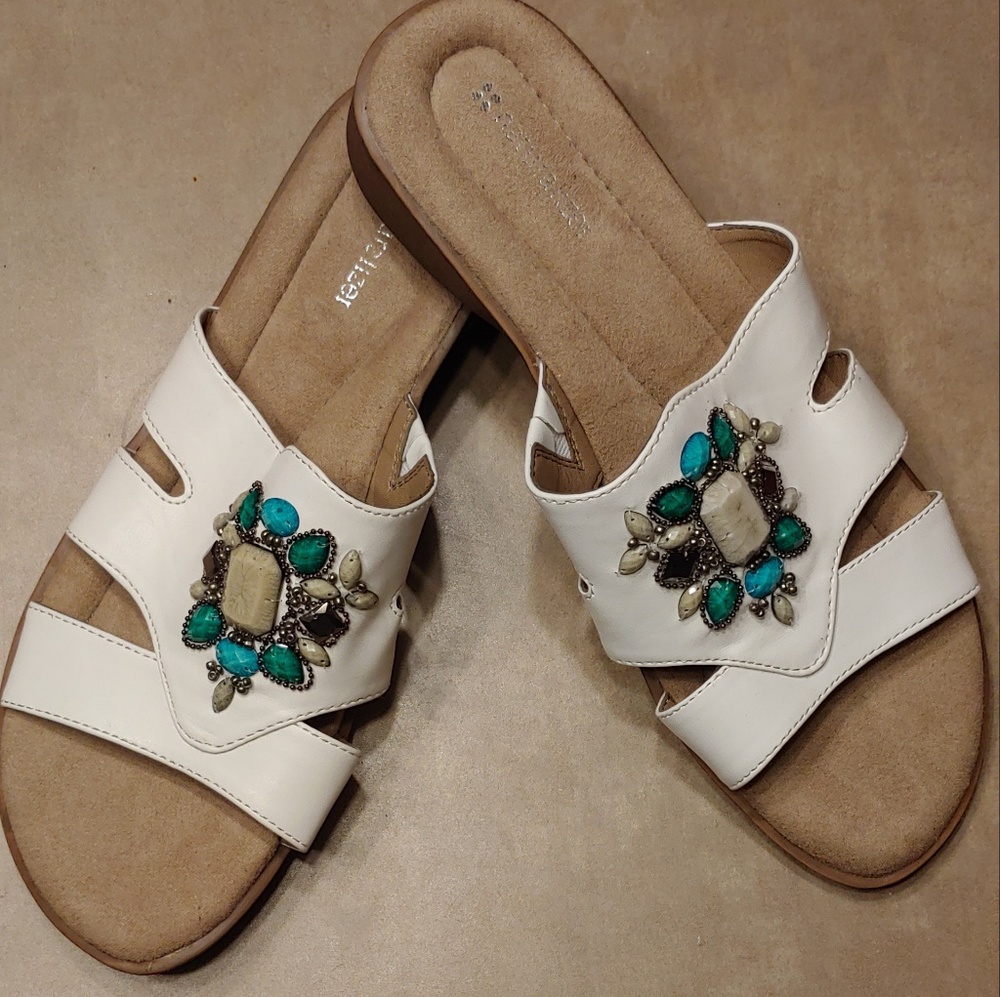 Naturalizer White Slide Sandal